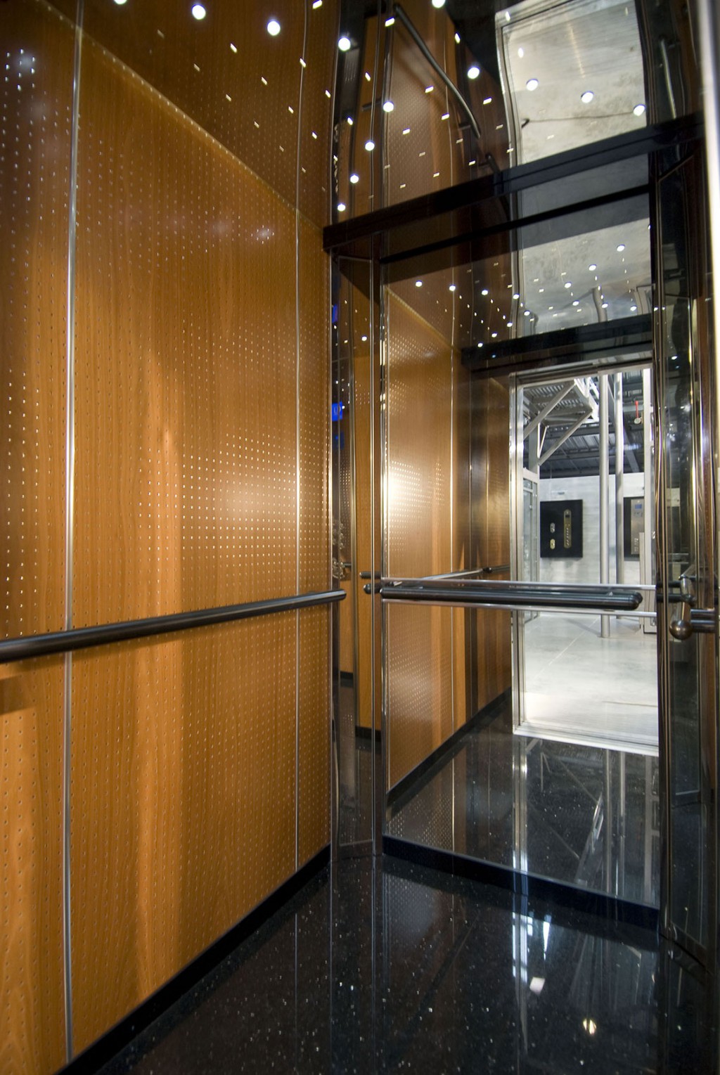 LUXORIA_03 | F2a automatisme Installation d’ascenseur standard en Alsace Wittelsheim 4