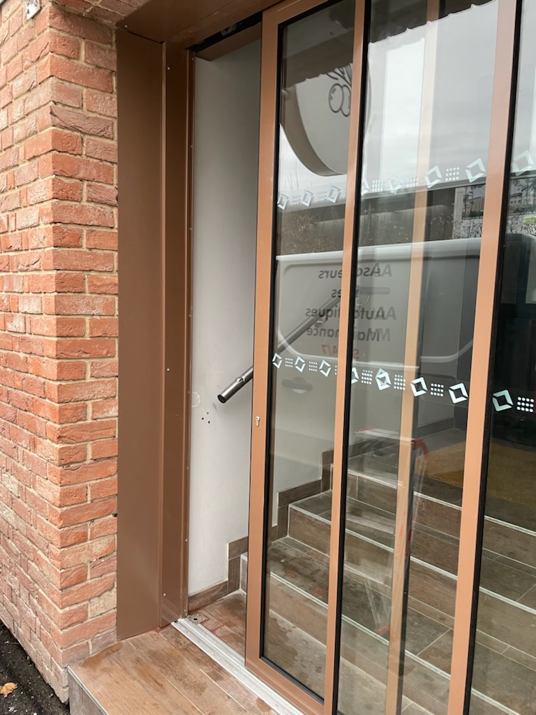 PORTE PIETONNE PIZZA DE LA MEINAU | F2a automatisme Automatismes Wittelsheim 23