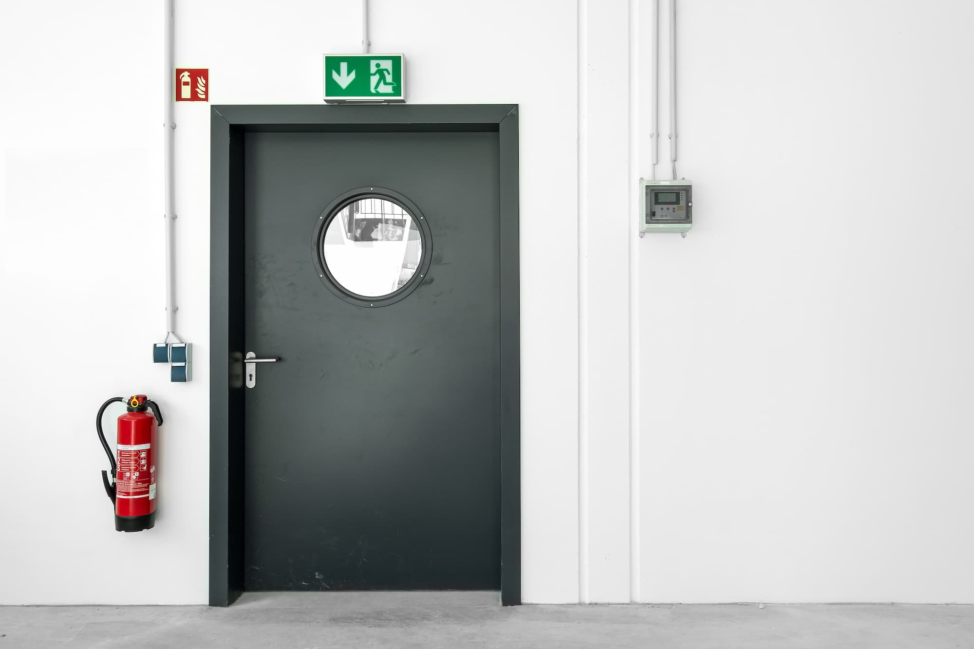 PORTE_AUTOMATIQUE_ANTI INCENDIE | F2a automatisme Pourquoi opter pour une porte automatique anti-incendie dans les environnements industriels ? Riedisheim 0